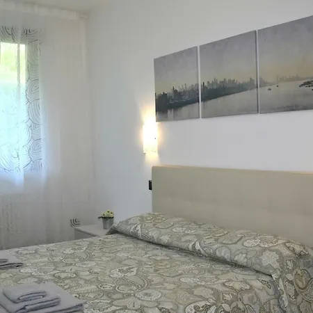 Gli Ulivi - Tremezzina * 特雷梅佐
